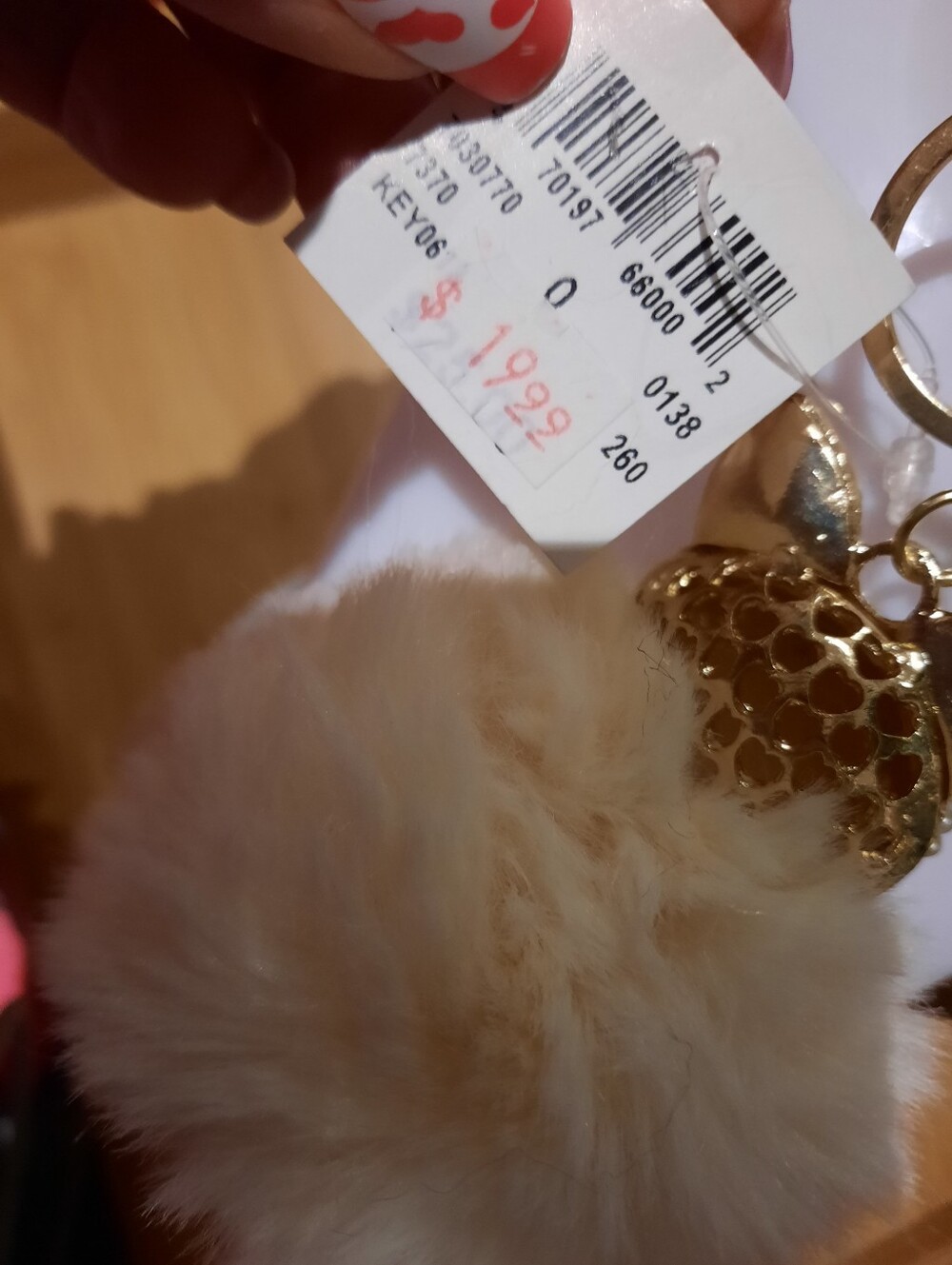 NWT SEXY GOLD BLINGEDOUT PEARLS CRYSTALS FOX KEYFOB KEYCHAIN WHITE FLUFFY POMPOM - Picture 6 of 11